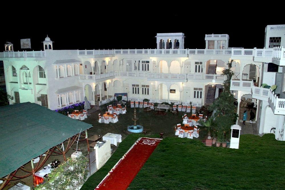 Jaipur Darbar Hotel Exterior foto
